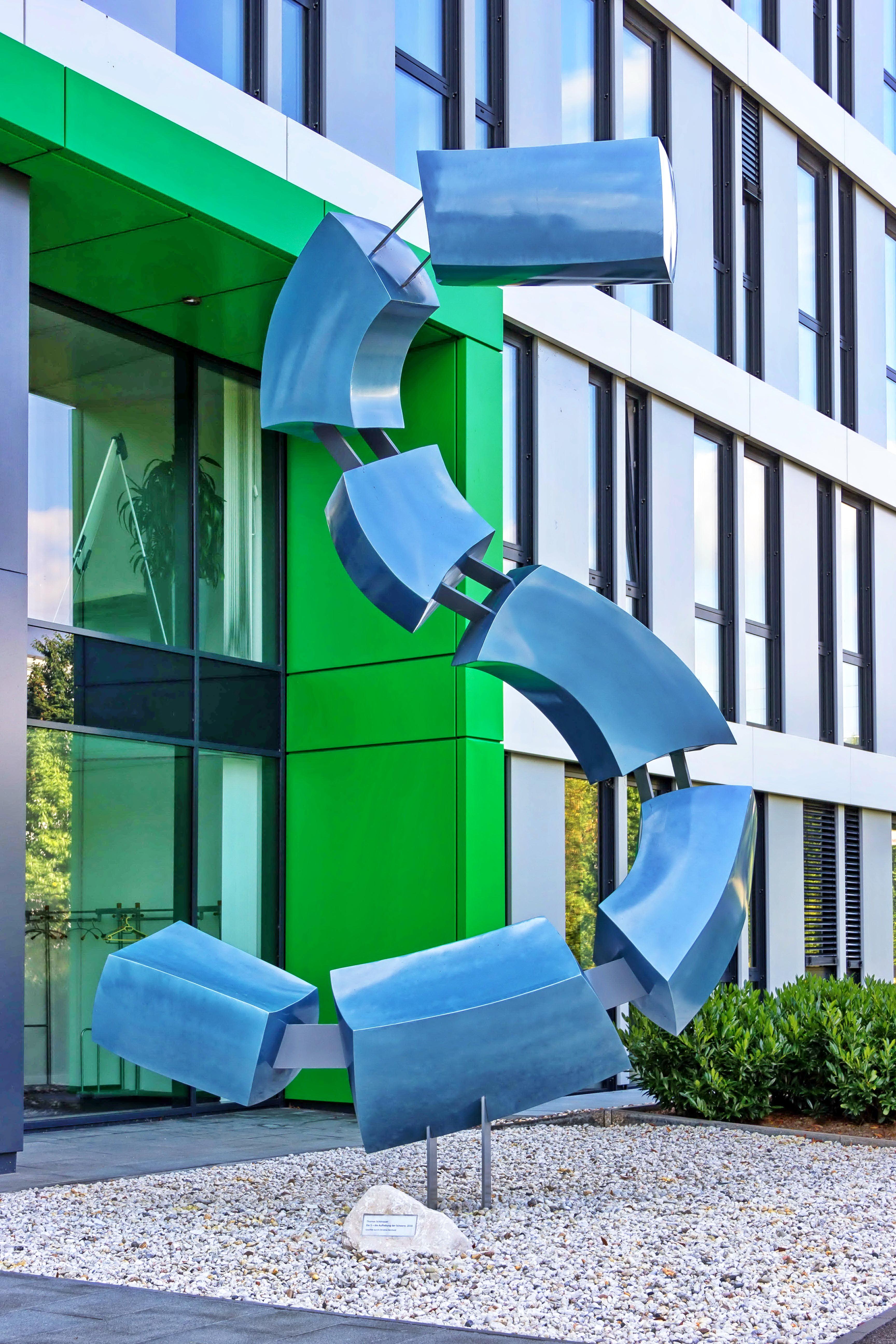 Die 5 - die Aufhebung der Schwere